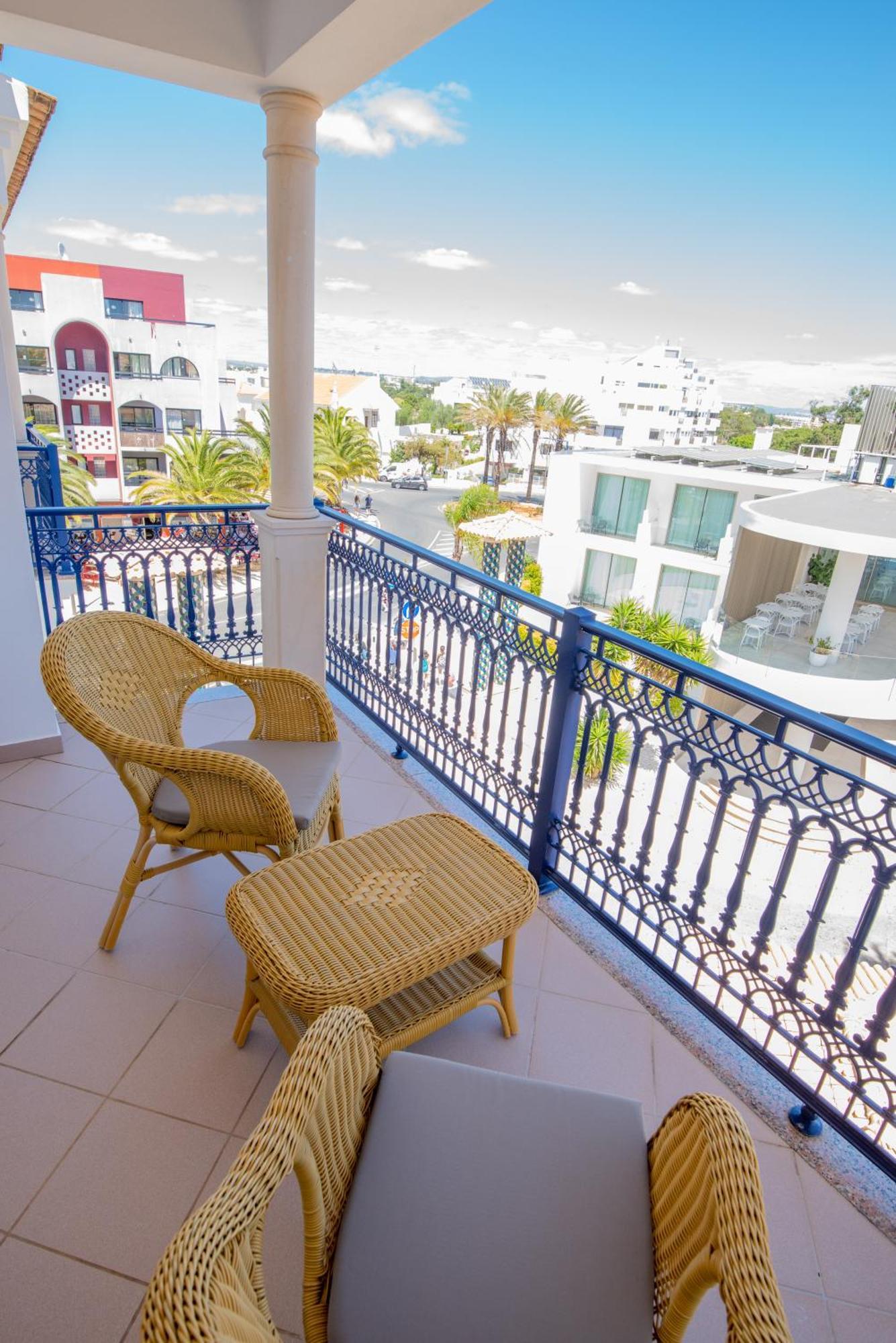 Charm Apartment T2 All With Big Terrace Albufeira Self Check-In 외부 사진