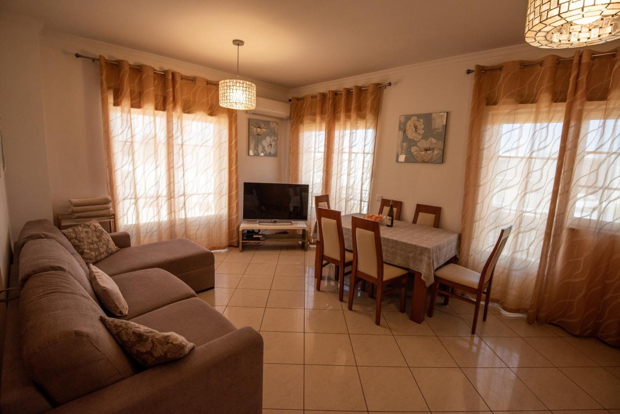 Charm Apartment T2 All With Big Terrace Albufeira Self Check-In 외부 사진